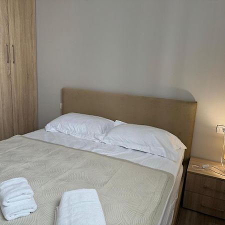 Olivia House Apartment Yzberish Bagian luar foto